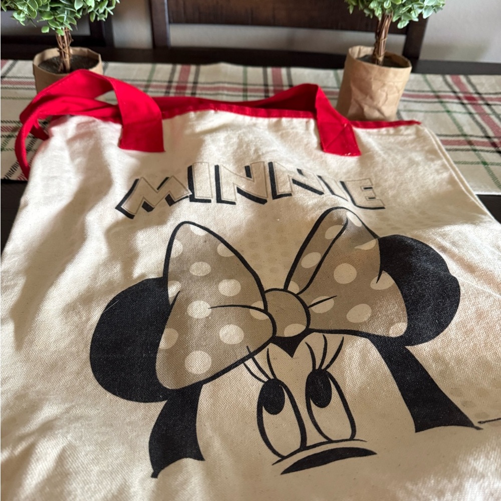 Del Sol Color Change Minnie Mouse Canvas Tote Bag with Red Handles